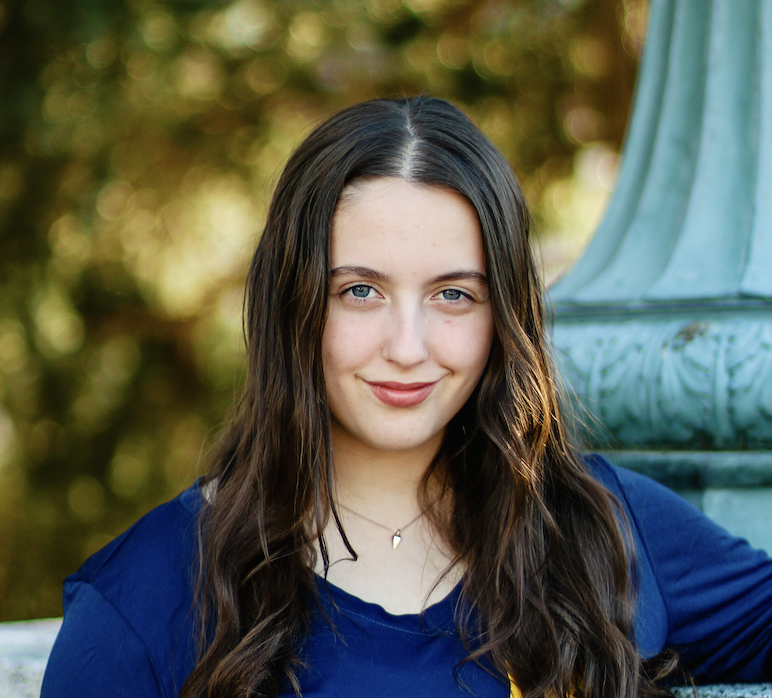 Myroslava Rose Fisun headshot