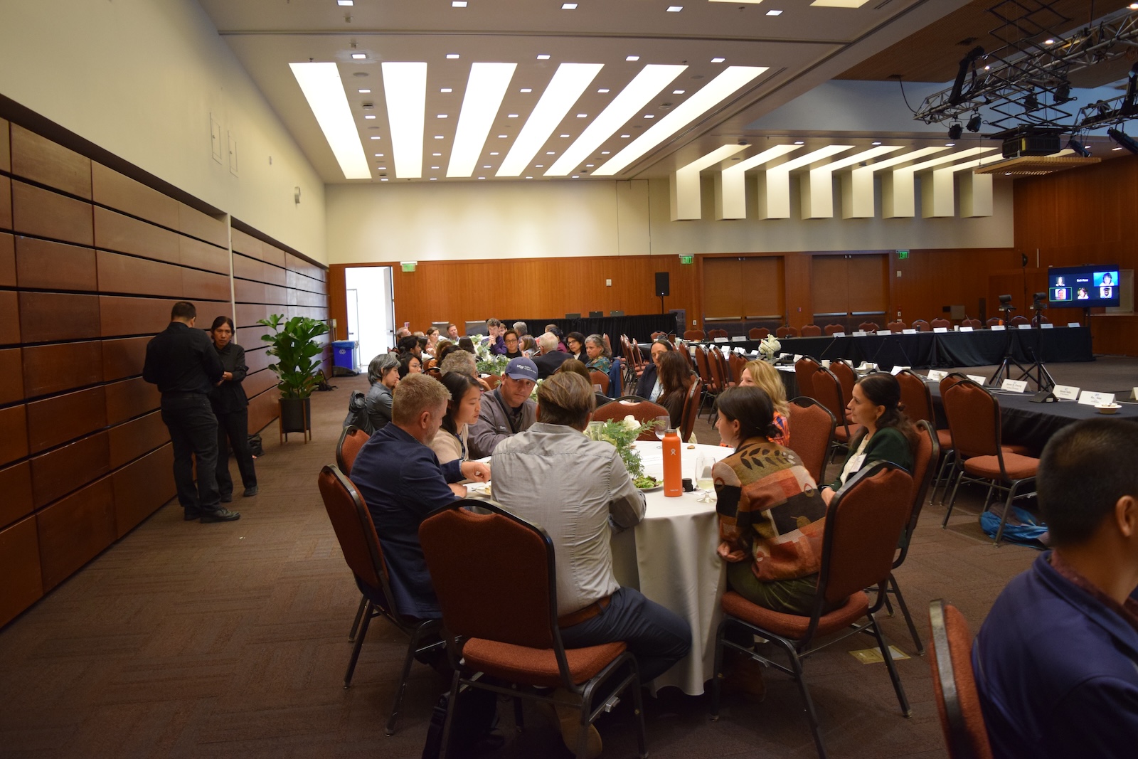 GCLC attendees participate in lunch breakout sessions 