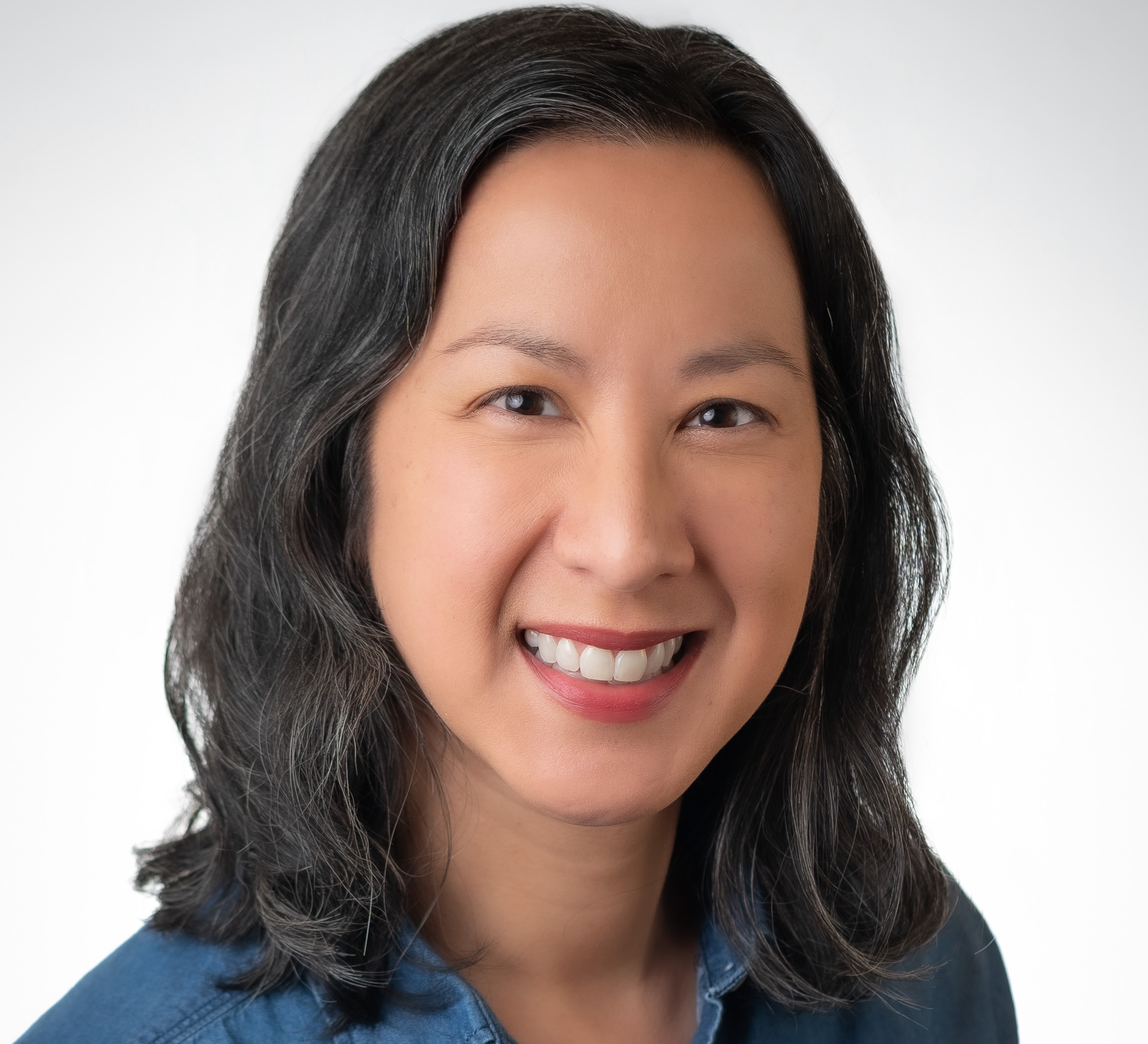 Elicia Rozic headshot